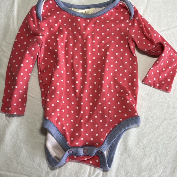 6-12M hoodie and onesie girls bundle - Picture 2 of 5